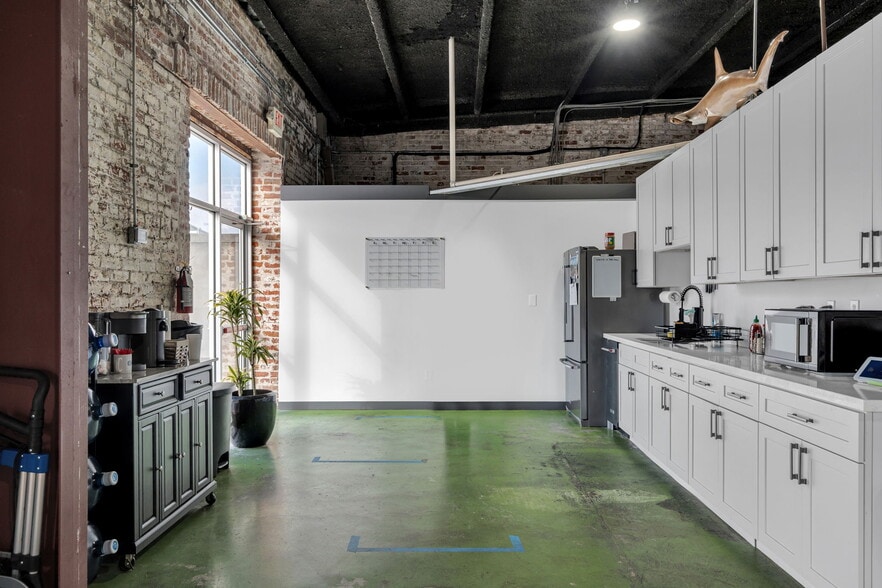 More Photos Of 1501 Religious St, New Orleans Loft Creative Space For Lease