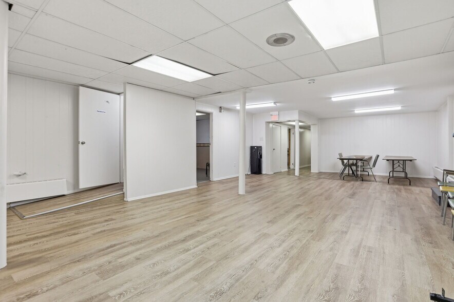 More Photos Of 768 S Broad St, Lancaster Religious Facility For Sale