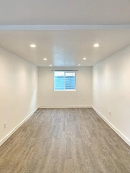 More Photos Of 326 Stewart St, Reno Apartments For Sale
