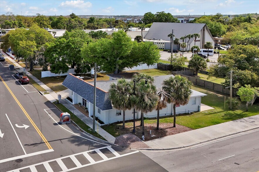 More Photos Of 400 Church St, Kissimmee Office For Lease