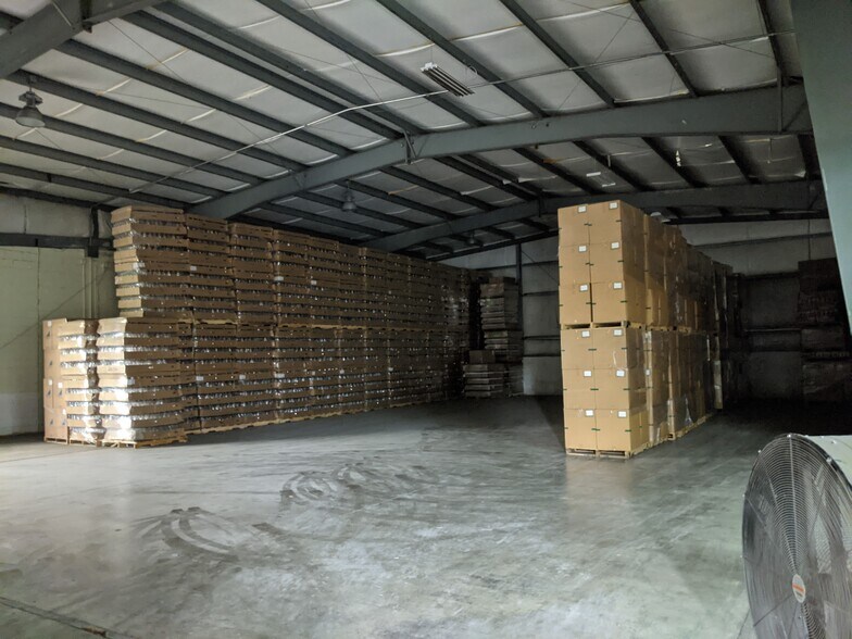 More Photos Of 18 Main St, Silver Creek Food Processing For Lease
