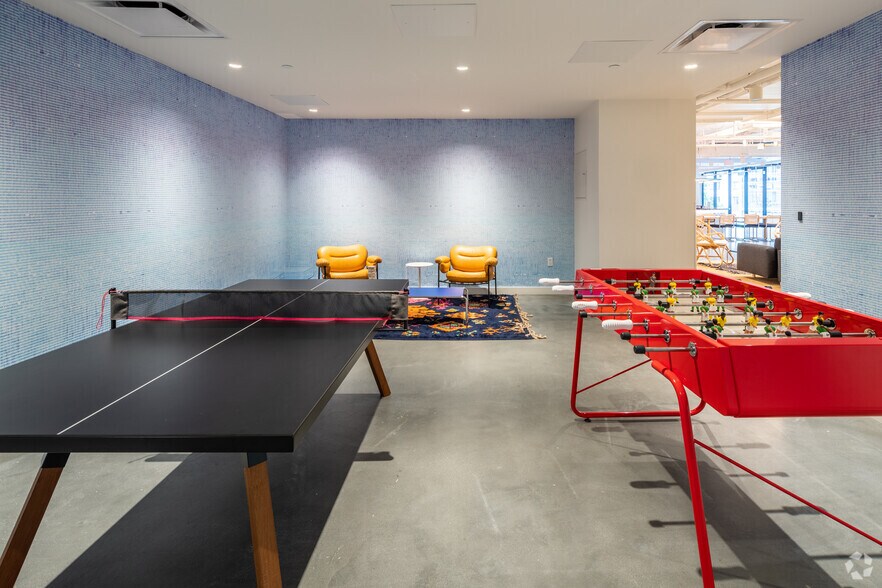 More Photos Of 1100 15th St NW, Washington Office For Lease