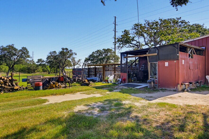 More Photos Of 6348 FM 1117, Seguin Storefront Retail Office For Sale