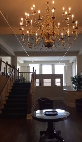 More Photos Of 600-602 Virginia St E, Charleston Office Residential For Sale