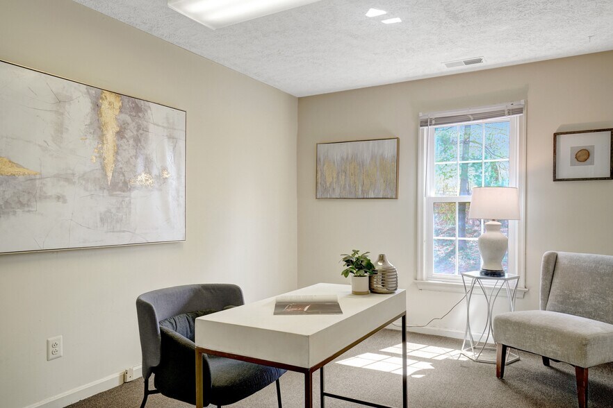 More Photos Of 7297 US-29, Falls Church Office For Sale