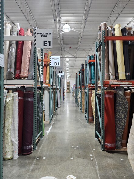 More Photos Of 281 Upper Riverdale Rd, Jonesboro Department Store For Sale