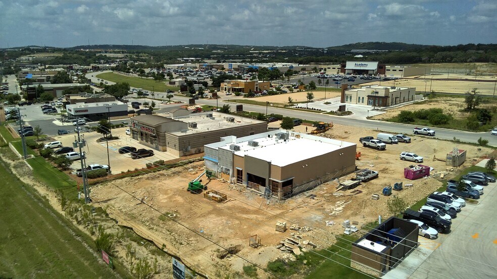 More Photos Of 438 Singing Oaks, Spring Branch General Retail For Sale