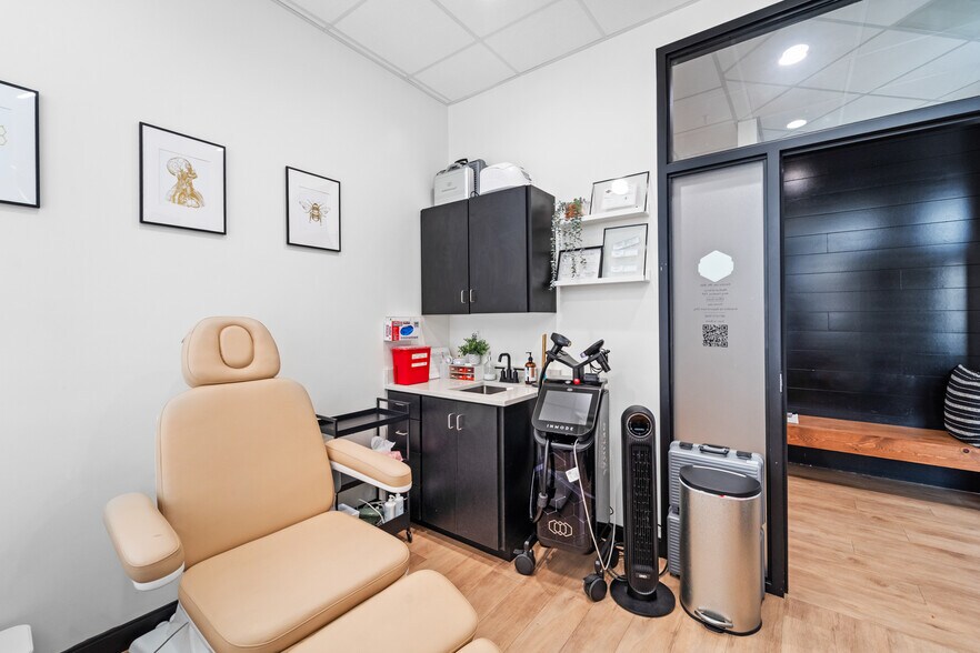 More Photos Of 4095 E Pony Express Pky, Eagle Mountain General Retail For Sale