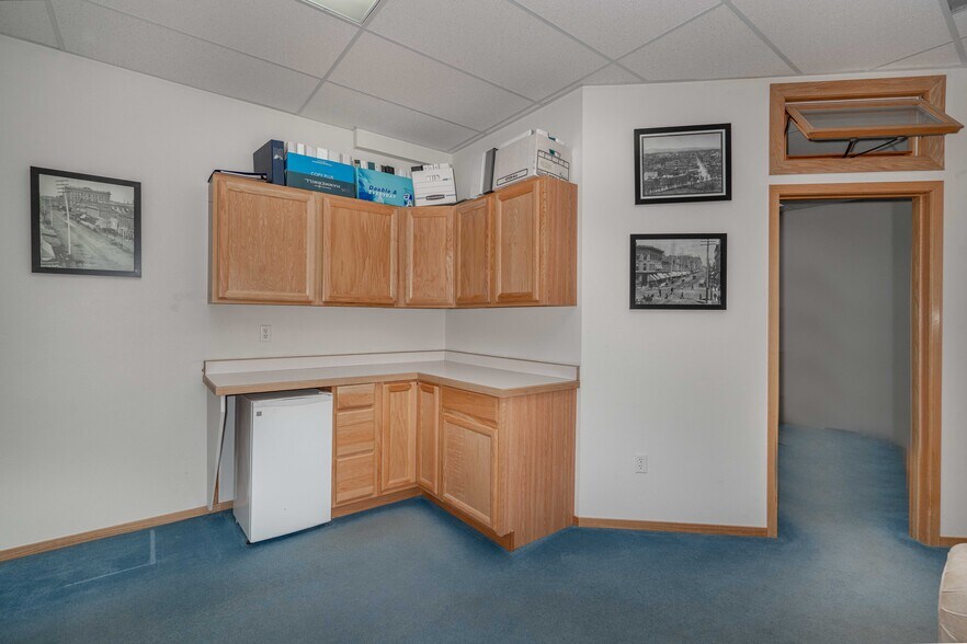 More Photos Of 1371 E Hecla Dr, Louisville Office For Sale