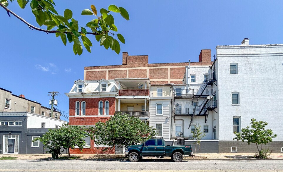 More Photos Of 2100-2102 Maryland Ave, Baltimore Apartments For Sale