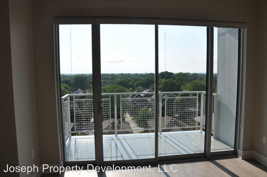 More Photos Of 4175 N Oakland Ave, Shorewood Multifamily For Sale