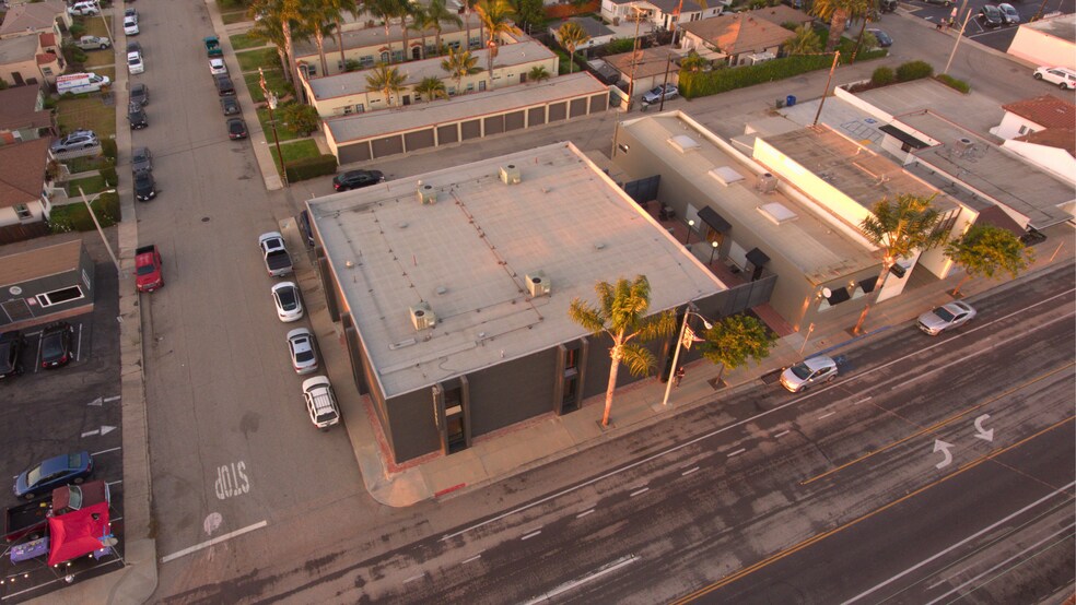 More Photos Of 1895 E Main St, Ventura General Retail For Sale