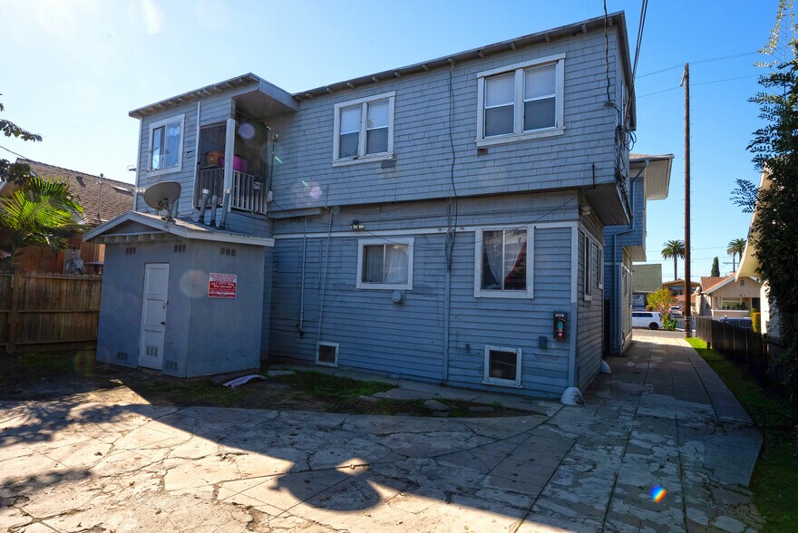 More Photos Of 1714 3rd Ave, Los Angeles Apartments For Sale