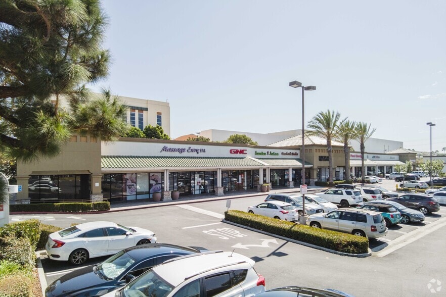 More Photos Of 1550-1590 E Rosecrans Ave, El Segundo Unknown For Lease