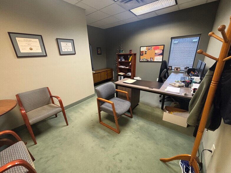More Photos Of 4600 Main St, Williamsville Medical For Lease
