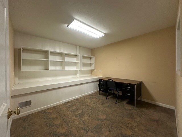 More Photos Of 198 Crowe Ave, Mars Flex For Sale