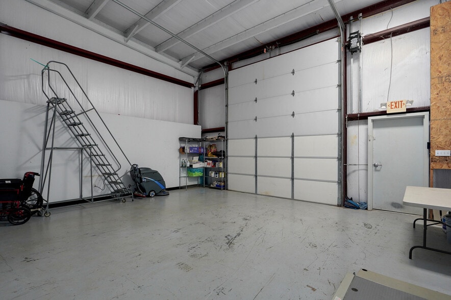 More Photos Of 4736 S 131st Rd, Bolivar Warehouse For Sale