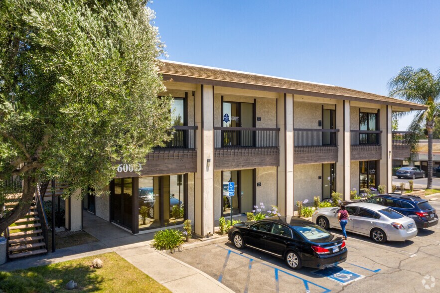 More Photos Of 600 N Mountain Ave, Upland Unknown For Lease