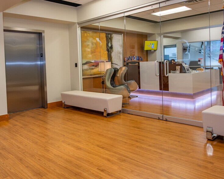 More Photos Of 201 S Denver Ave, Tulsa Office For Lease