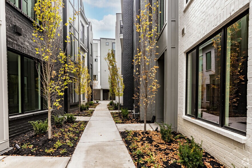 More Photos Of 1020 Jefferson St, Nashville Apartments For Sale