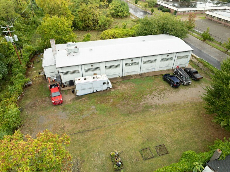 More Photos Of 1157 Concord St, Detroit Light Manufacturing For Sale