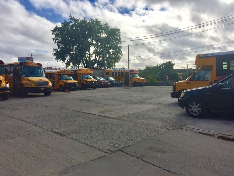 More Photos Of 2351 Hollers Ave, Bronx Land For Lease