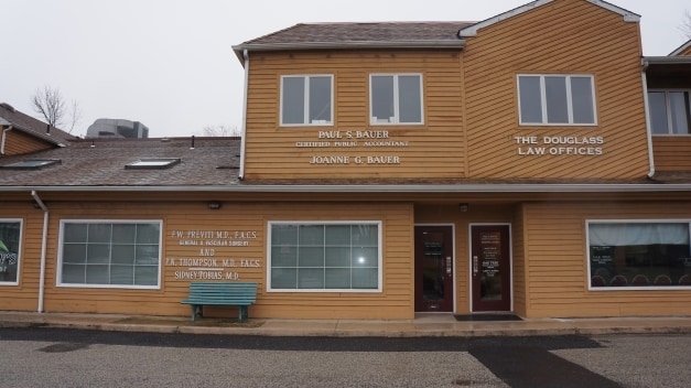 Primary Photo Of 1500 Zion Rd, Northfield Medical For Sale