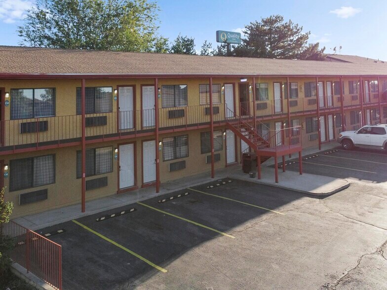 More Photos Of 250 N 1100 W, Cedar City Hotel For Sale