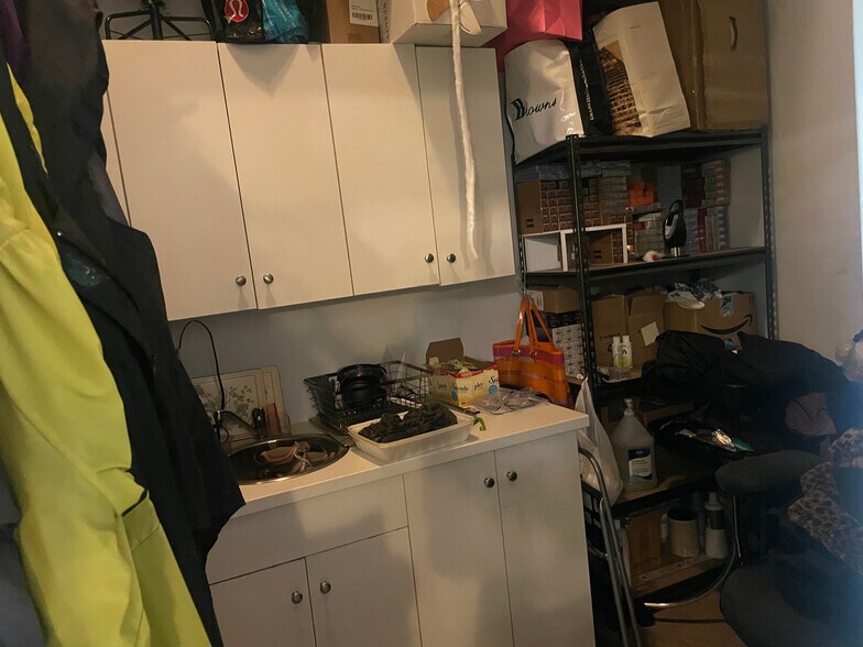 More Photos Of 12350 Harris Rd, Pitt Meadows Apartments For Sale