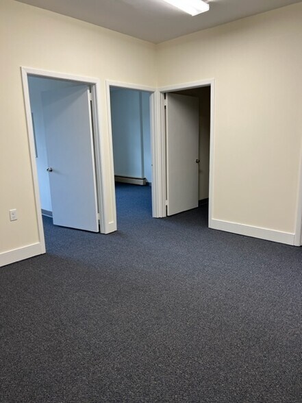 More Photos Of 1341 Hamburg Tpke, Wayne Office For Lease