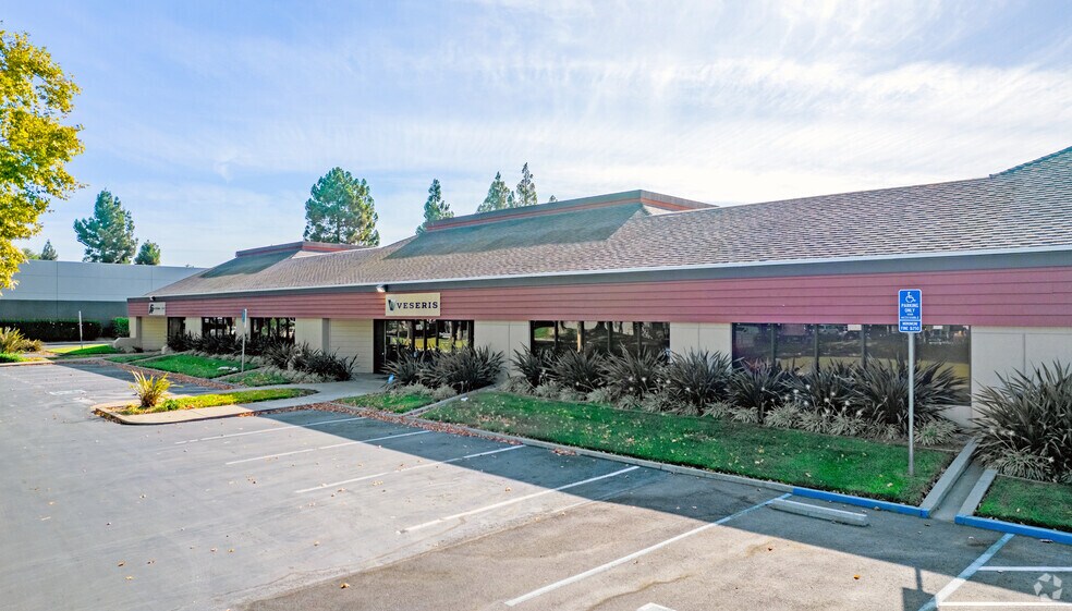 More Photos Of 1860-1884 Hartog Dr, San Jose Light Manufacturing For Lease