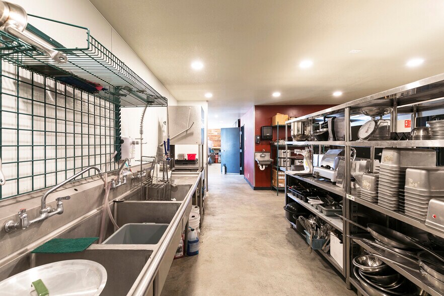 More Photos Of 125 & 139 Hannon Ln, Darby Restaurant For Sale