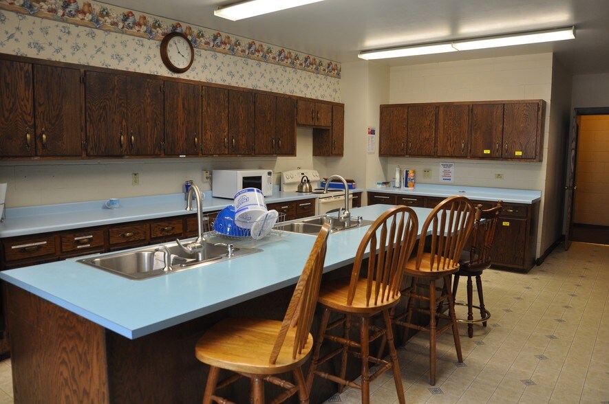 More Photos Of 405 Broadway Ave S, Cokato Religious Facility For Sale