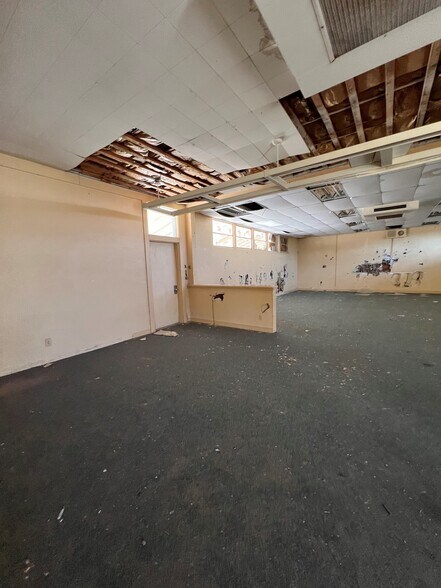 More Photos Of 401 S 3rd St, Blythe Religious Facility For Sale