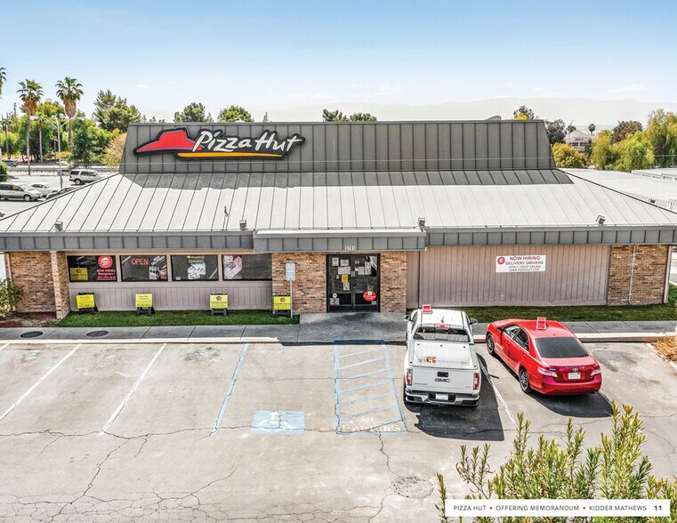 More Photos Of 3701 Auburn St, Bakersfield Restaurant For Sale