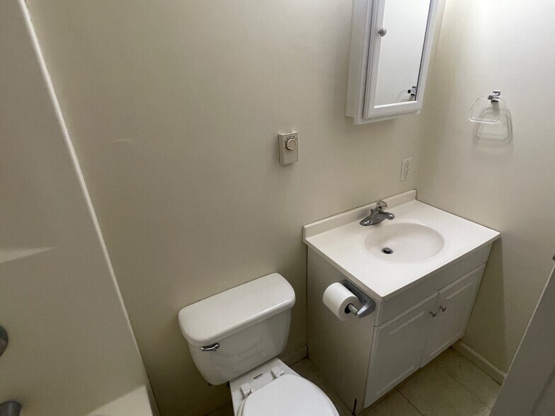 More Photos Of 321 Grove City Rd, Slippery Rock Apartments For Sale