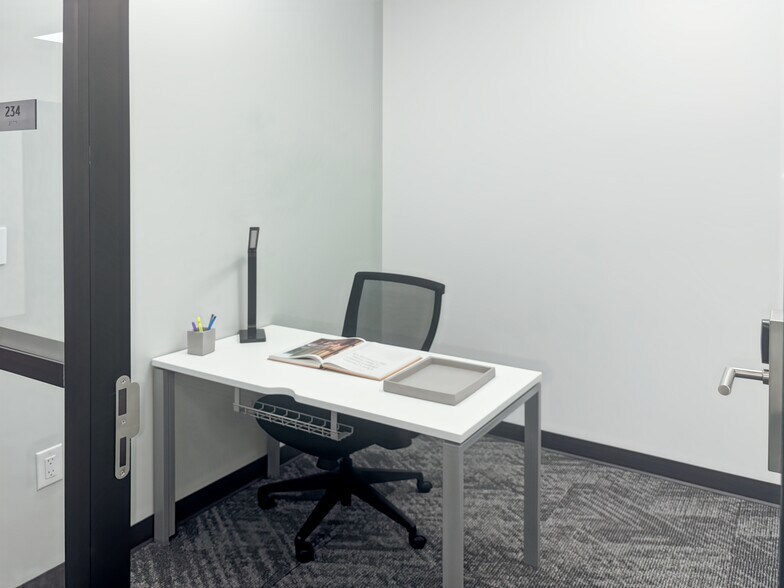 More Photos Of 300 E Bay Dr, Largo Coworking Space
