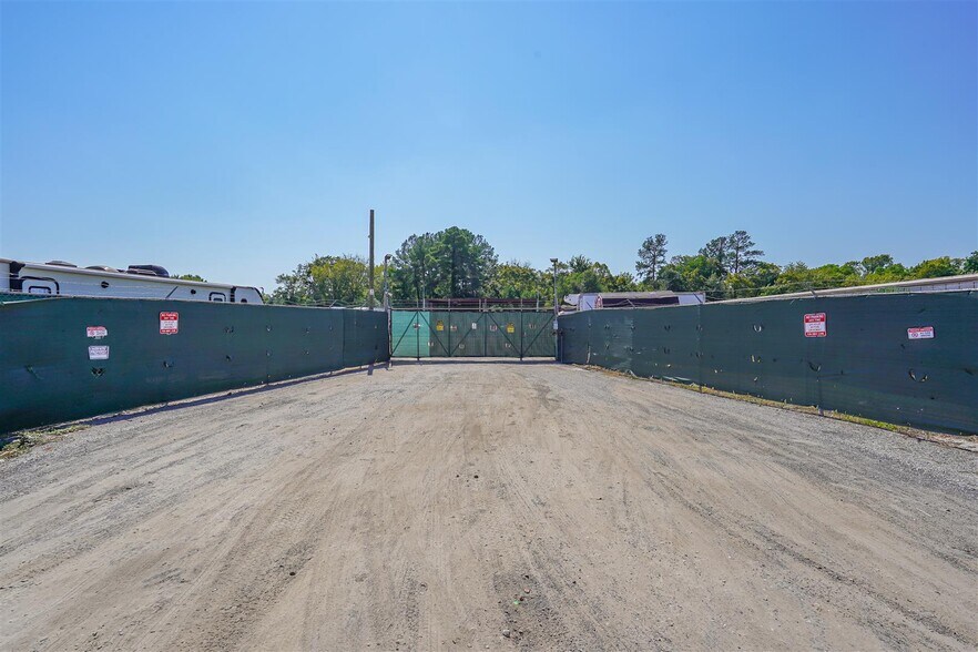 More Photos Of 5530 Addicks Satsuma Rd, Houston Land For Lease