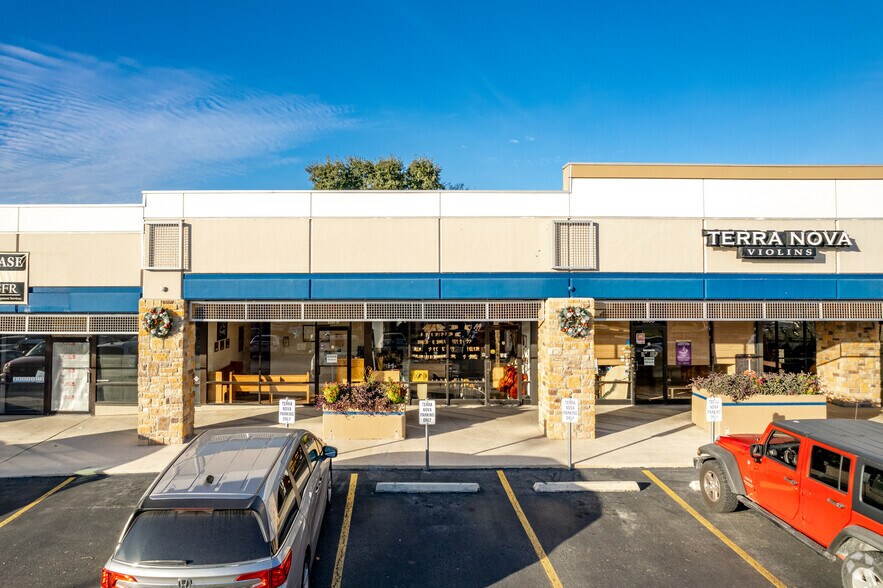 More Photos Of 6900-6999 Blanco Rd, San Antonio Unknown For Sale