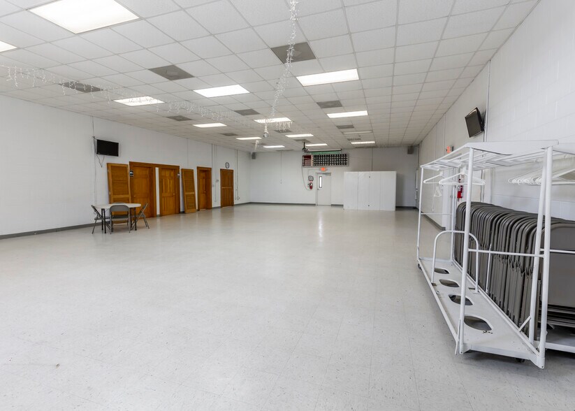 More Photos Of 1667 Cartersville Rd, Cartersville Flex For Sale