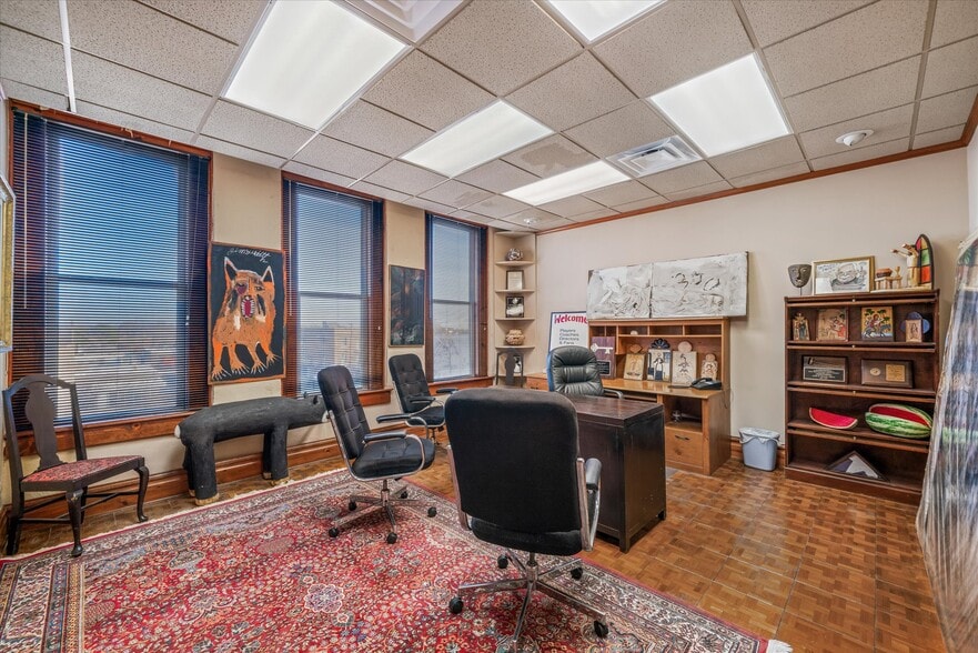 More Photos Of 102 E Moore Ave, Terrell Office For Sale