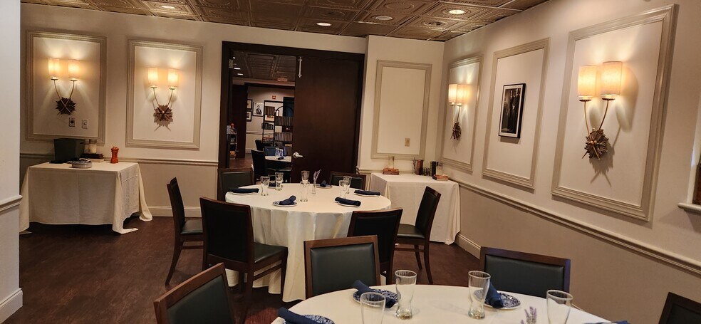 More Photos Of 125 Walnut St, Philadelphia Apartments For Lease