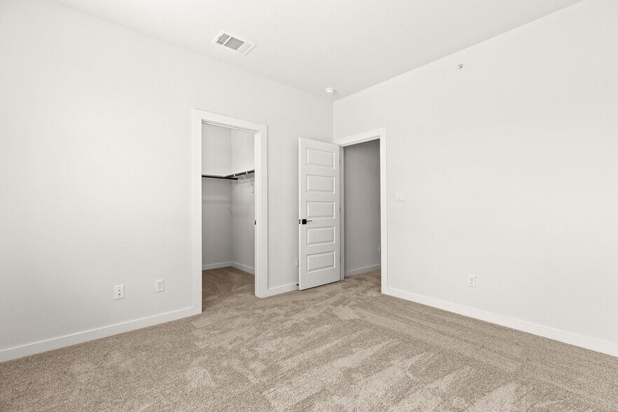 More Photos Of 2600 Gattis School Rd, Round Rock Apartments For Sale