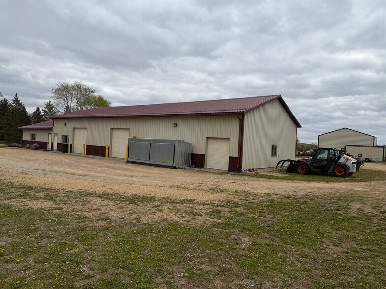 More Photos Of 1716 N 3rd St, Saint Peter Land For Sale