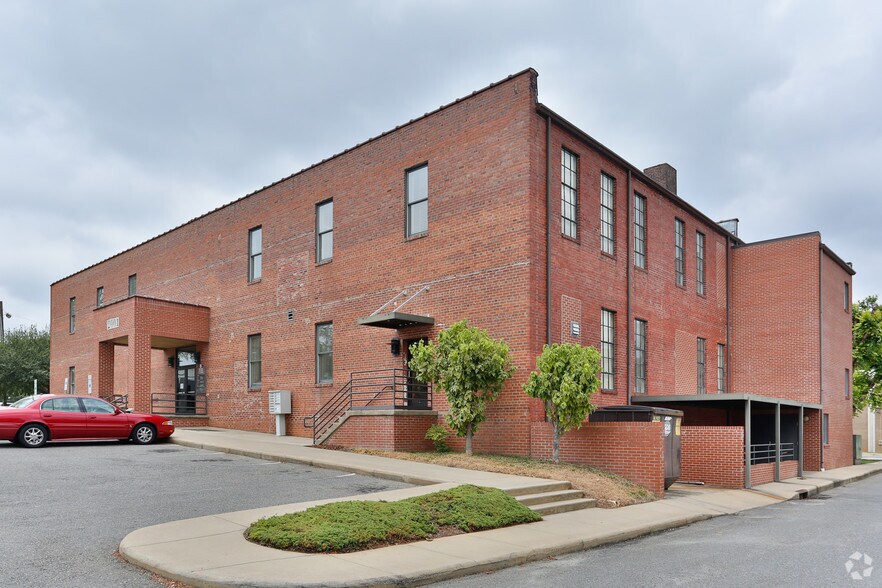 More Photos Of 222 N Lafayette St, Shelby Office Residential For Sale