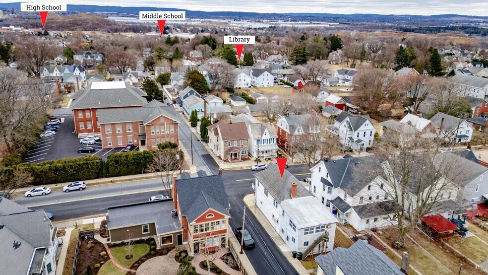 More Photos Of 49 N Broad St, Nazareth Storefront Retail Residential For Sale