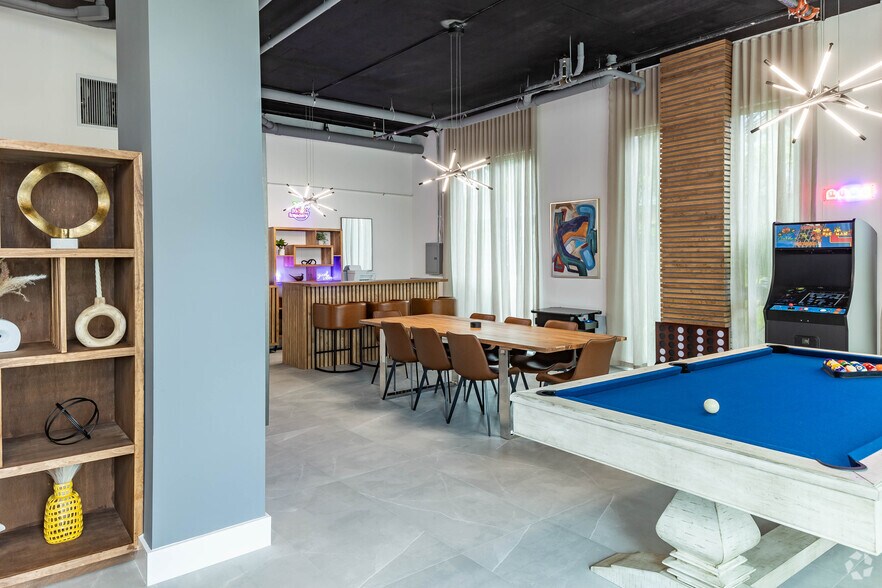 More Photos Of 2100 Miami Rd, Fort Lauderdale Apartments For Sale