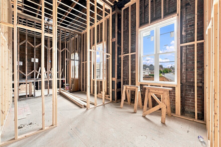 More Photos Of 4-12 Parker St, Gardner Apartments For Sale