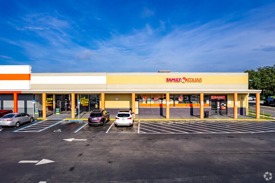 More Photos Of 1700-1820 N Main St, Kissimmee Unknown For Lease