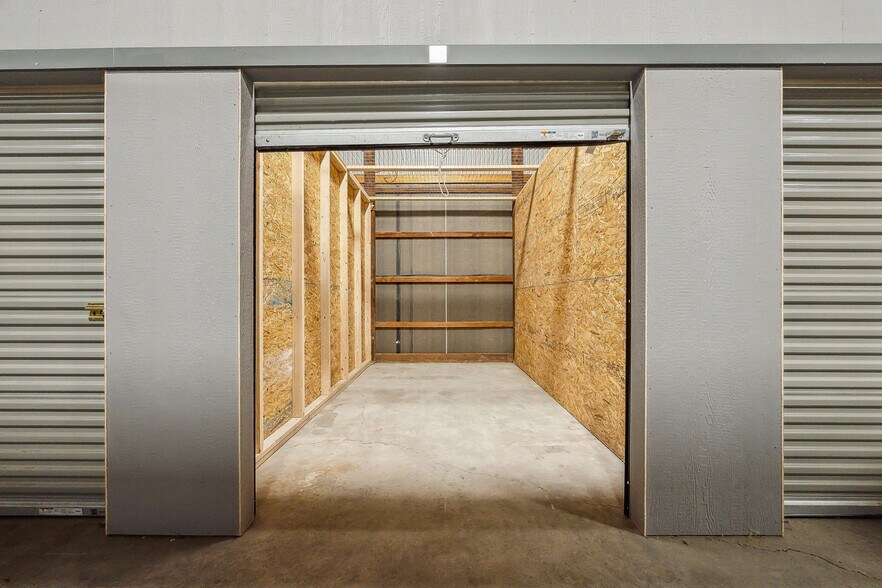 More Photos Of 14 North St, Oneonta Self Storage For Sale